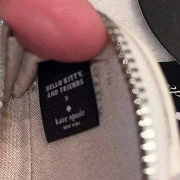 kate spade NWT! 3D Hello Kitty Bag Charm - Hello Kitty & Friends Ltd Release - Picture 14 of 14